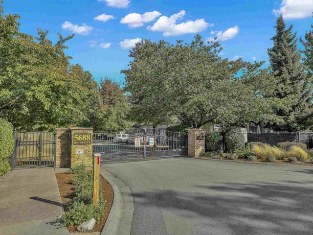 Townhouse for sale in Surrey, Surrey, 25 5688 152 Street, 263188920 | Realtylink.org