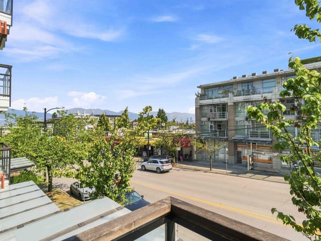 Apartment for sale in Vancouver, Vancouver West, 202 3611 W 18th Avenue, 263188922 | Realtylink.org