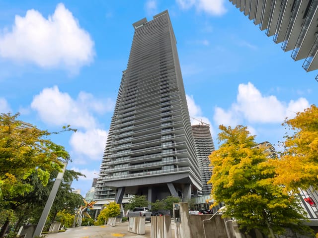 Apartment for sale in Burnaby, Burnaby North, 2912 4730 Lougheed Highway, 263188977 | Realtylink.org