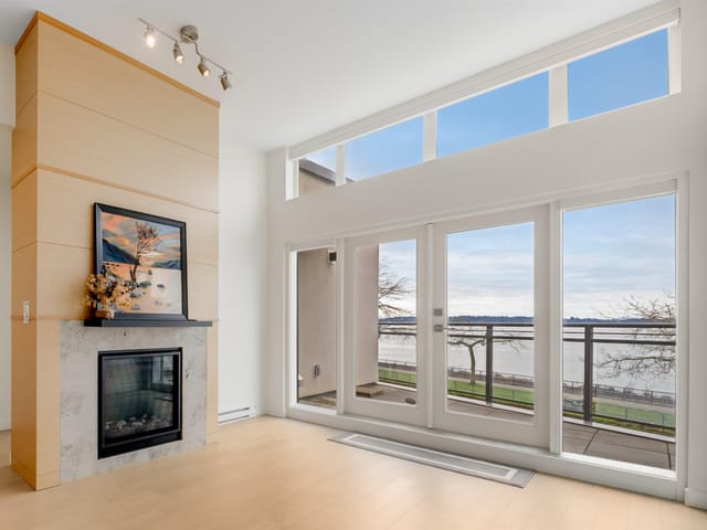 Townhouse for sale in White Rock, South Surrey White Rock, 301 1150 Oxford Street, 263189020 | Realtylink.org