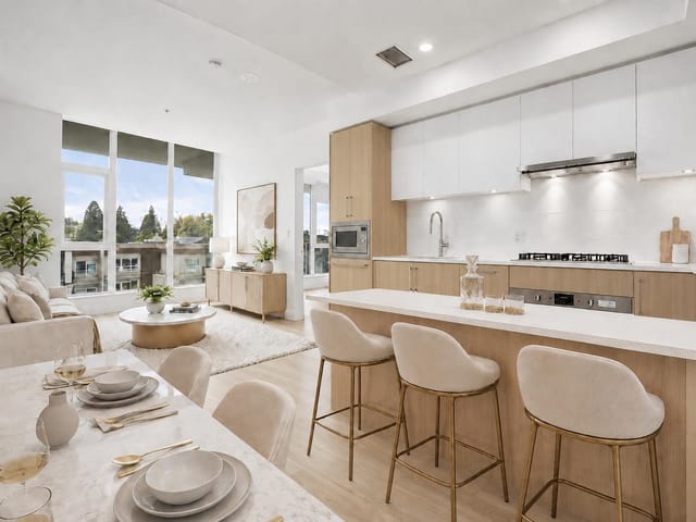 Apartment for sale in Surrey, North Surrey, 201 9675 King George Boulevard, 263189221 | Realtylink.org