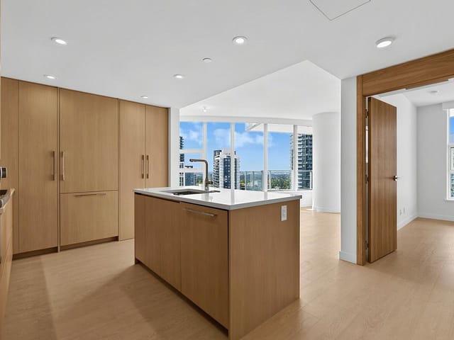 Apartment for sale in Surrey, North Surrey, 3108 13768 100 Avenue, 263189236 | Realtylink.org