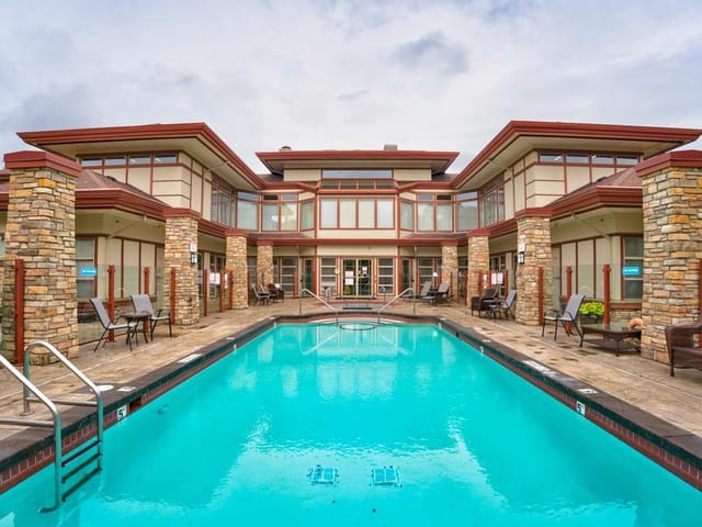 Apartment for sale in Surrey, Cloverdale, 205 16455 64 Avenue, 263189381 | Realtylink.org