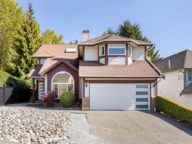 House for sale in Coquitlam, Coquitlam, 2909 Meadowvista Place, 263189382 | Realtylink.org