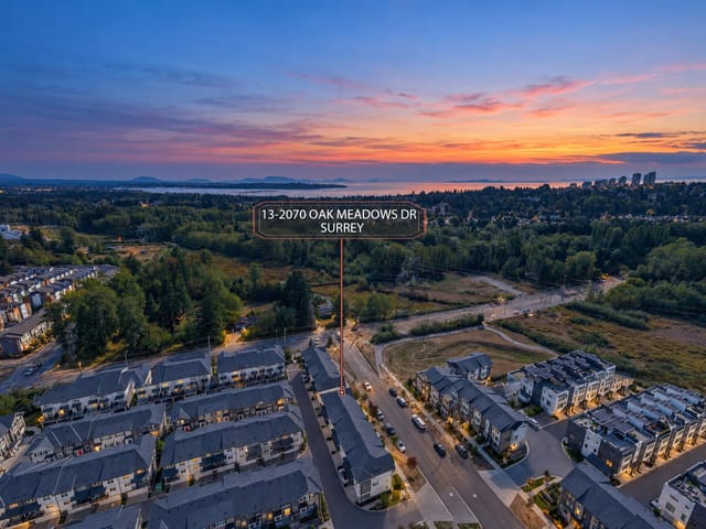 Townhouse for sale in Surrey, South Surrey White Rock, 13 2070 Oak Meadows Drive, 263189388 | Realtylink.org