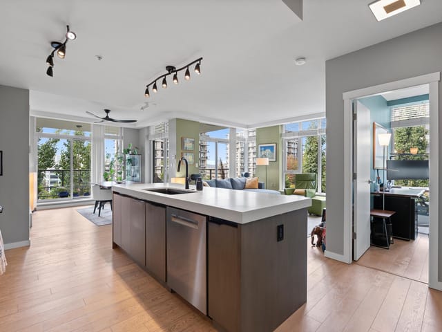 Apartment for sale in North Vancouver, North Vancouver, 308 135 W 2nd Street, 263189391 | Realtylink.org