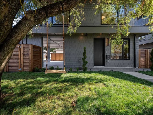 1/2 Duplex for sale in Vancouver, Vancouver East, 2866 Semlin Drive, 263189393 | Realtylink.org