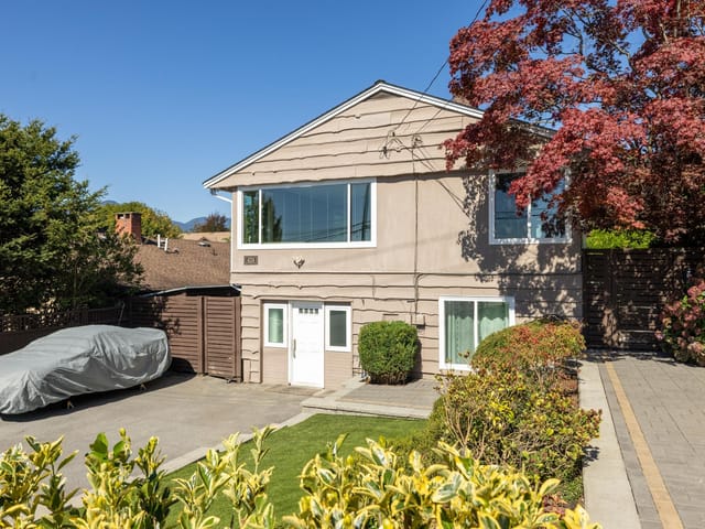 House for sale in North Vancouver, North Vancouver, 424 W Queens Road, 263189537 | Realtylink.org