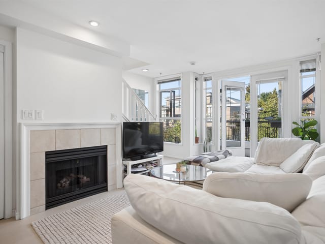 Townhouse for sale in Vancouver, Vancouver West, 203 2190 W 5th Avenue, 263189601 | Realtylink.org