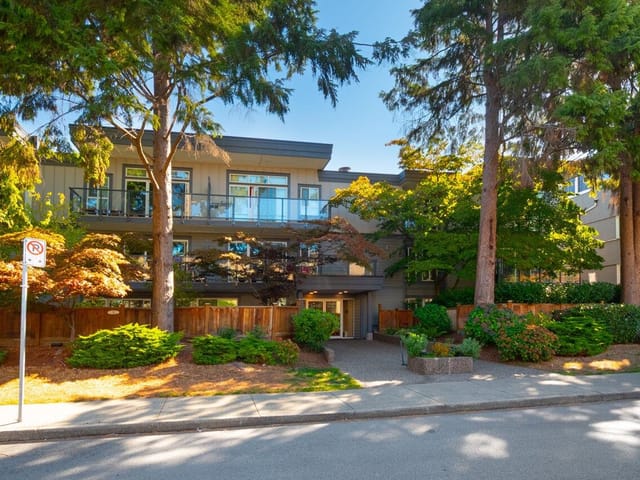 Apartment for sale in Vancouver, Vancouver West, 106 1450 Laburnum Street, 263189637 | Realtylink.org