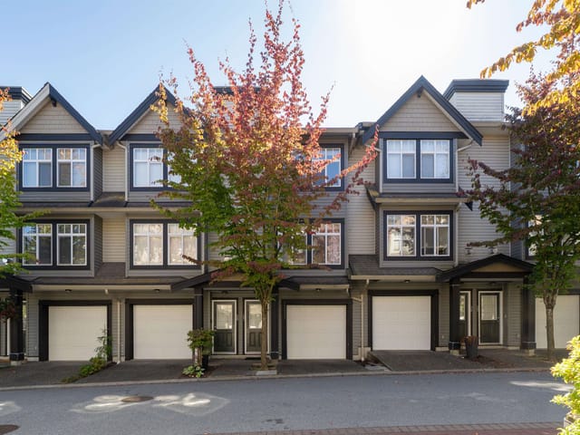 Townhouse for sale in Surrey, Cloverdale, 27 19448 68 Avenue, 263189693 | Realtylink.org