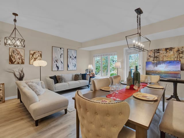 Apartment for sale in Port Moody, Port Moody, 111 160 Shoreline Circle, 263189705 | Realtylink.org