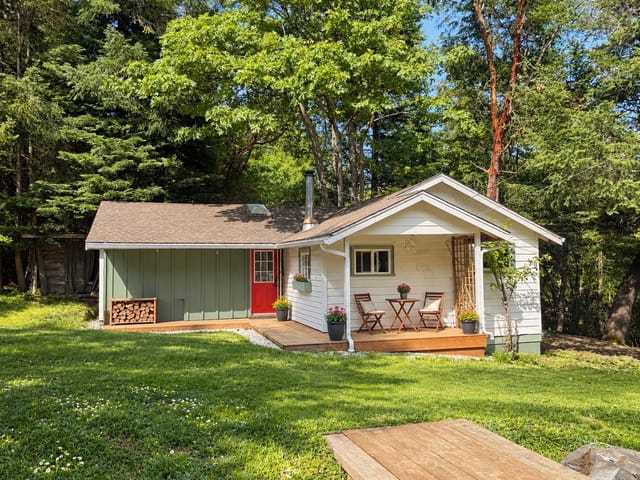 House for sale in Galiano Island, Islands-Van. & Gulf, 172b Burrill Road, 263189736 | Realtylink.org