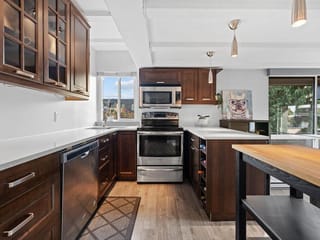 Apartment for sale in North Vancouver, North Vancouver, 201 341 Mahon Avenue, 263189789 | Realtylink.org