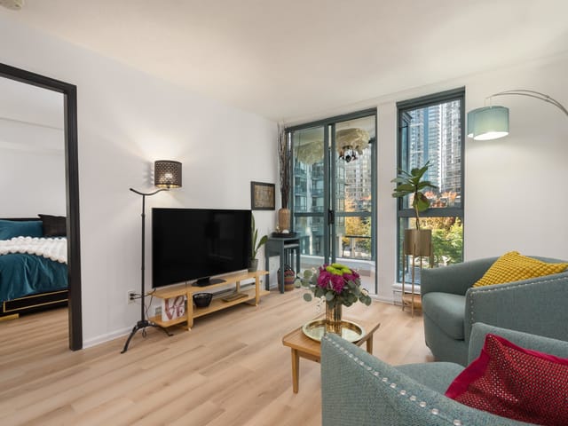 Apartment for sale in Vancouver, Vancouver West, 807 1238 Melville Street, 263189839 | Realtylink.org