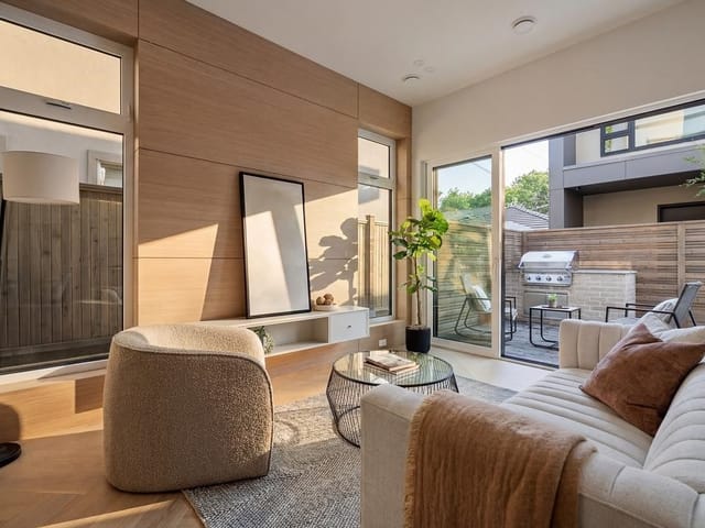 1/2 Duplex for sale in Vancouver, Vancouver East, 2 364 E 23rd Avenue, 263189854 | Realtylink.org