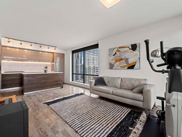 Apartment for sale in Burnaby, Burnaby North, 2201 2378 Alpha Avenue, 263189873 | Realtylink.org