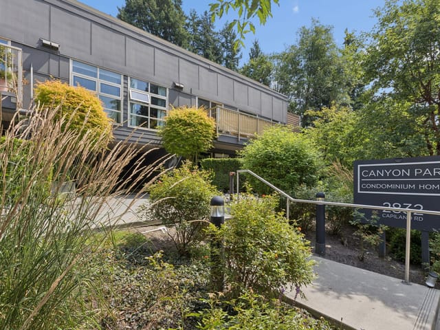 Apartment for sale in North Vancouver, North Vancouver, 204 2832 Capilano Road, 263189984 | Realtylink.org