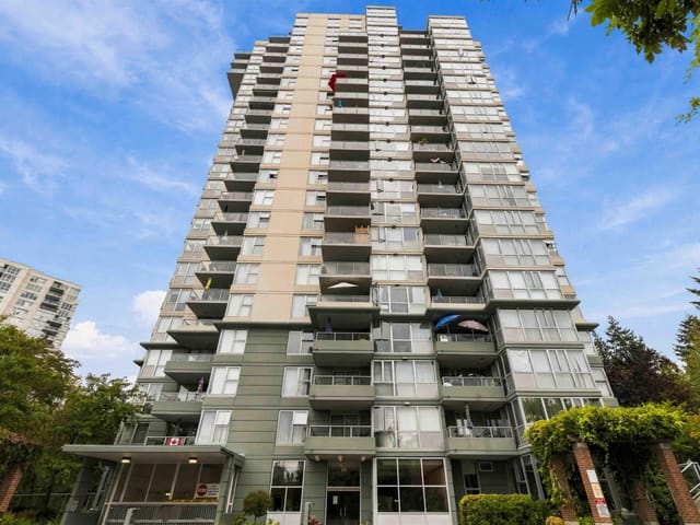 Apartment for sale in Port Moody, Port Moody, 1006 295 Guildford Way, 263190041 | Realtylink.org