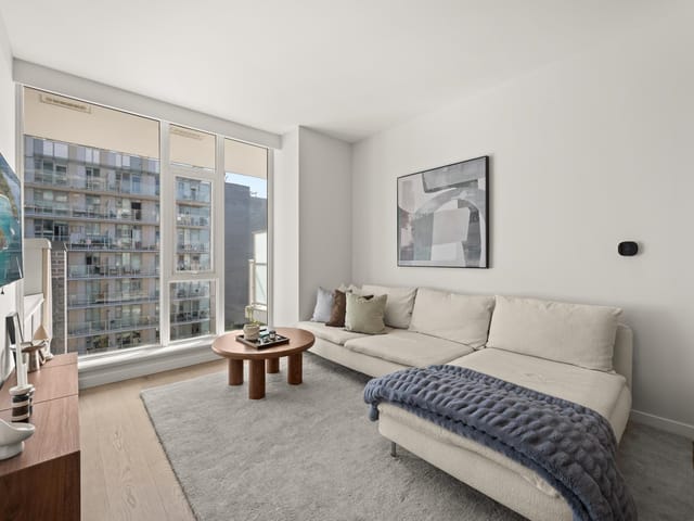 Apartment for sale in Vancouver, Vancouver West, 602 7418 Paulson Street, 263190051 | Realtylink.org