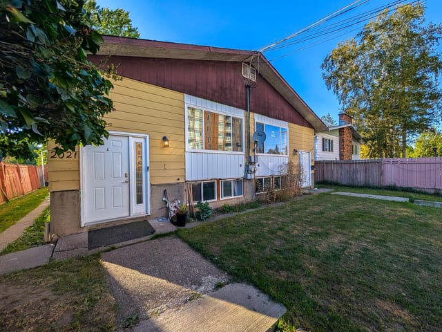 Duplex for sale in Prince George, PG City Central, 2021 Norwood Street, 263190125 | Realtylink.org