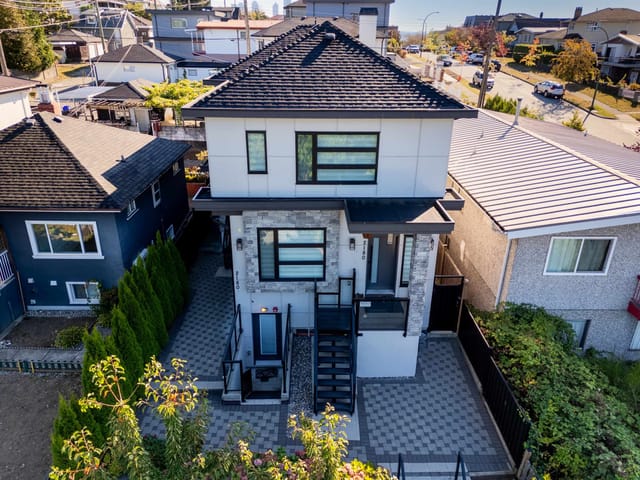1/2 Duplex for sale in Vancouver, Vancouver East, 2178 Renfrew Street, 263190204 | Realtylink.org
