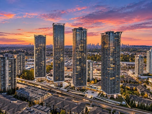 Apartment for sale in Burnaby, Burnaby North, 405 4890 Lougheed Highway, 263190271 | Realtylink.org