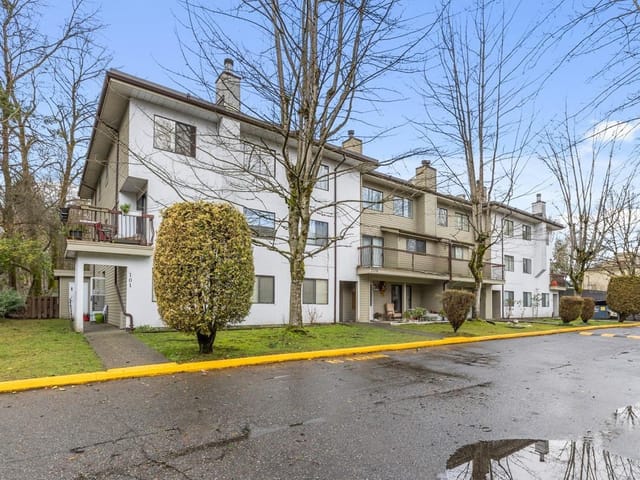 Townhouse for sale in Surrey, Surrey, 205 7119 133 Street, 263190286 | Realtylink.org
