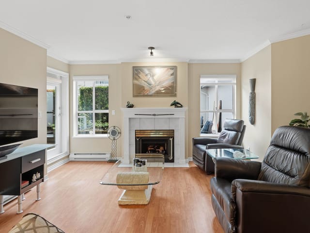 Apartment for sale in Surrey, South Surrey White Rock, 15272 20 Avenue, 263190457 | Realtylink.org