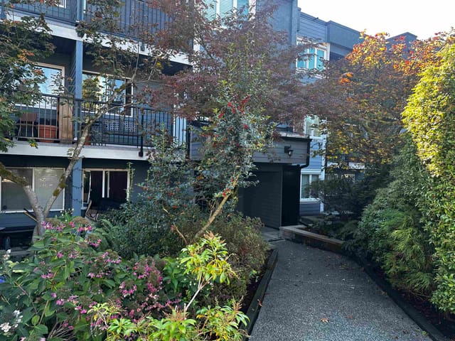 Apartment for sale in Coquitlam, Coquitlam, 205 1122 King Albert Avenue, 263190470 | Realtylink.org