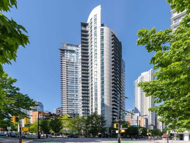 Apartment for sale in Vancouver, Vancouver West, 2410 501 Pacific Street, 263190491 | Realtylink.org