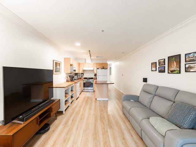Apartment for sale in Vancouver, Vancouver West, 406 5629 Dunbar Street, 263190564 | Realtylink.org