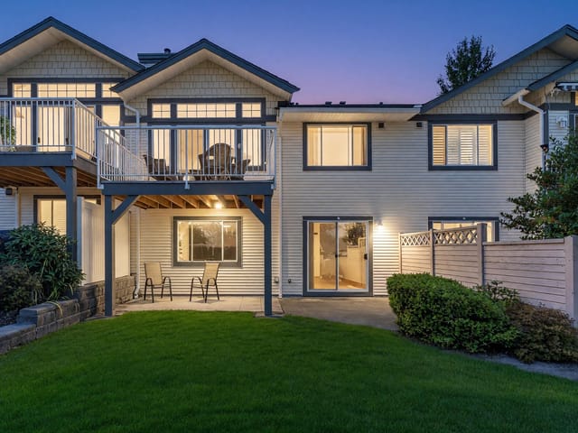 Townhouse for sale in Langley, Langley, 102 9012 Walnut Grove Drive, 263190606 | Realtylink.org