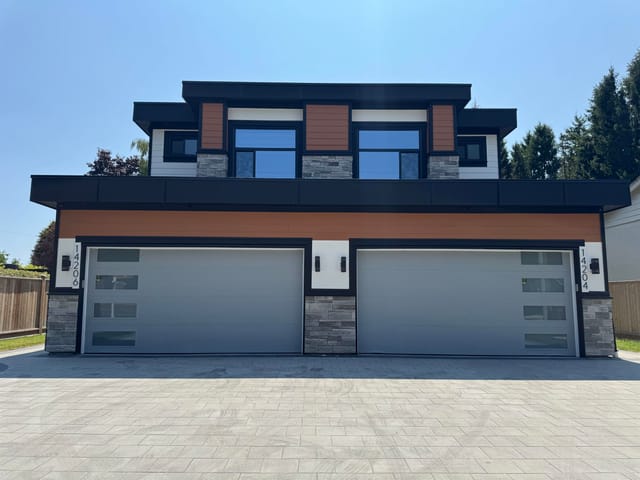 1/2 Duplex for sale in White Rock, South Surrey White Rock, 14204 North Bluff Road, 263190654 | Realtylink.org