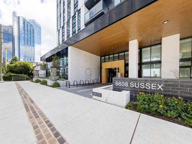 Apartment for sale in Burnaby, Burnaby South, 2202 6608 Sussex Avenue, 263190668 | Realtylink.org