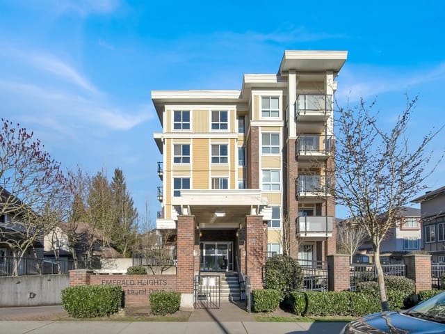 Apartment for sale in Surrey, North Surrey, 201 13883 Laurel Drive, 263190696 | Realtylink.org