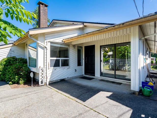 1/2 Duplex for sale in Burnaby, Burnaby South, 6094 Walker Avenue, 263190704 | Realtylink.org