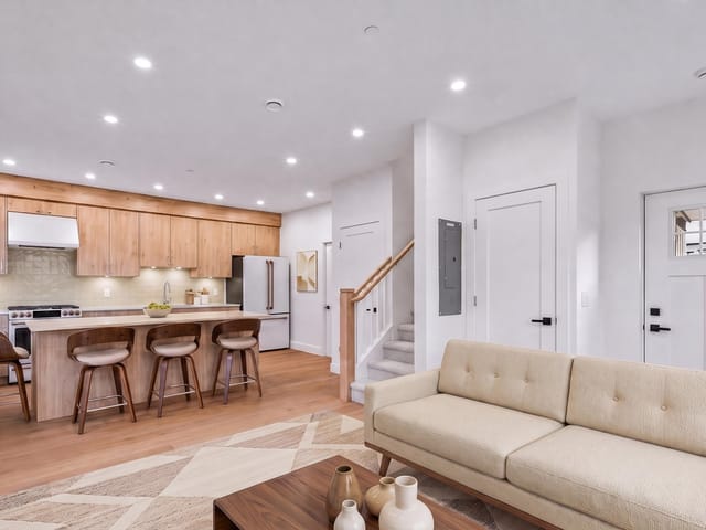 1/2 Duplex for sale in Vancouver, Vancouver East, 2 2339 Parker Street, 263190710 | Realtylink.org