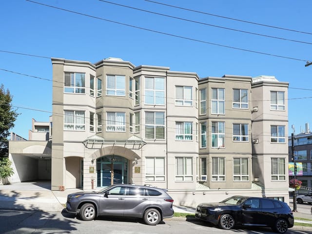 Apartment for sale in Vancouver, Vancouver West, 305 3615 W 17th Avenue, 263190748 | Realtylink.org