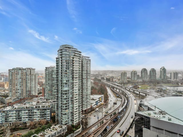 Apartment for sale in Vancouver, Vancouver West, 2301 602 Citadel Parade, 263190783 | Realtylink.org