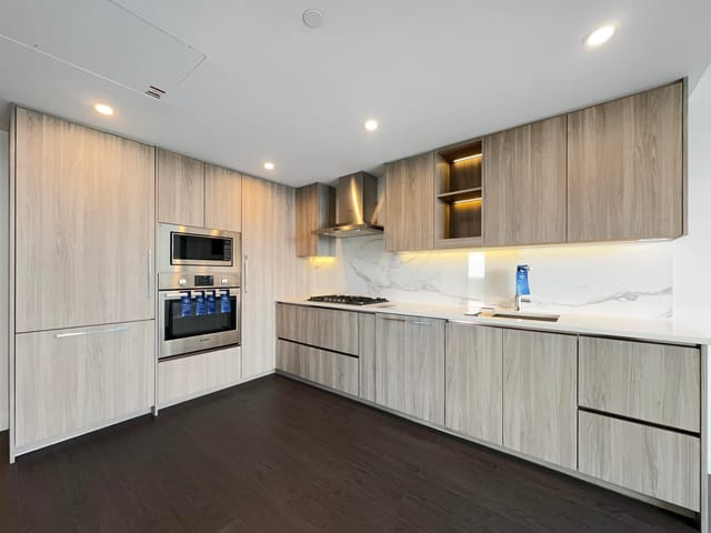 Apartment for rent in Surrey, North Surrey, 31xx 13778 100 Avenue, 263190791 | Realtylink.org