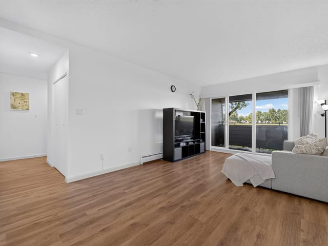 Apartment for sale in Richmond, Richmond, 119 3451 Springfield Drive, 263190836 | Realtylink.org