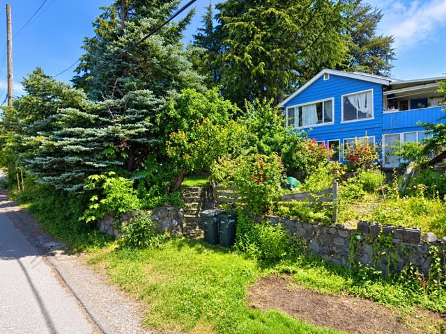 House for sale in Burnaby, Burnaby North, 4990 Empire Drive, 263191048 | Realtylink.org