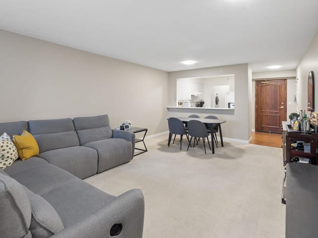 Apartment for sale in Richmond, Richmond, 707 7380 Elmbridge Way, 263191159 | Realtylink.org