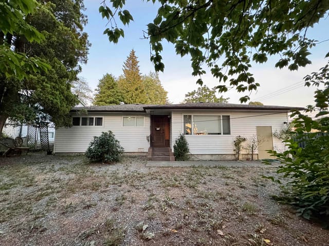 House for sale in Surrey, Surrey, 8406 152 Street, 263191339 | Realtylink.org