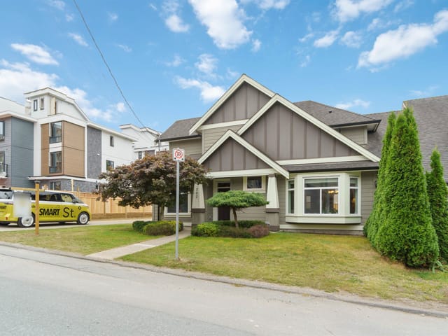 1/2 Duplex for sale in Coquitlam, Coquitlam, 702 Grover Avenue, 263191347 | Realtylink.org