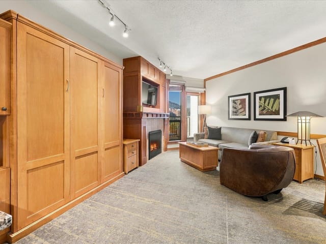 Apartment for sale in Whistler, Whistler, 520 4320 Sundial Crescent, 263191396 | Realtylink.org