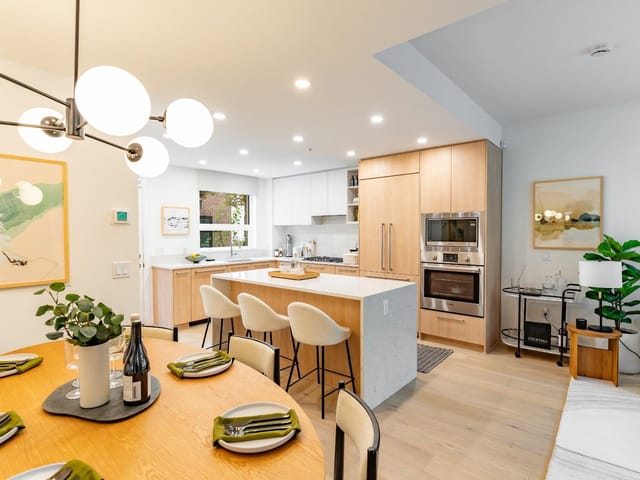 Townhouse for sale in North Vancouver, North Vancouver, 140 2050 Glenaire Drive, 263191403 | Realtylink.org
