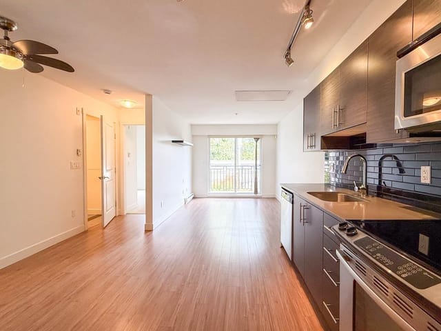 Apartment for rent in Vancouver, Vancouver East, 302 1533 E 8th Avenue, 263191533 | Realtylink.org