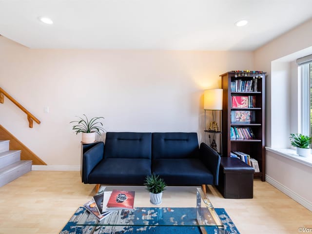 1/2 Duplex for rent in Burnaby, Burnaby North, 5422 Norfolk Street, 263191551 | Realtylink.org